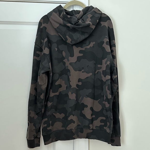 Divided by H&M Camouflage Print Sweatshirt - Picture 7 of 7